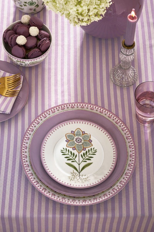 Lily & Lotus Plate Lilac 21cm by Pip Studio