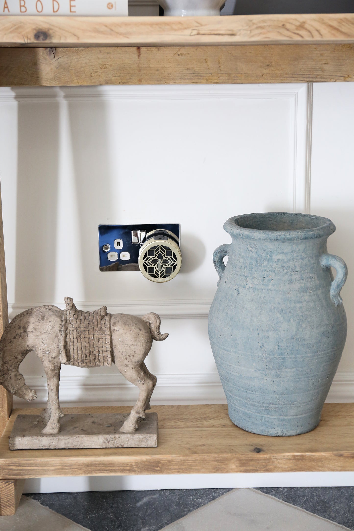 French Linen Water Plug-in Wall Fragrance Diffuser by Max Benjamin