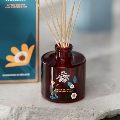 Reed Fragrance Diffuser - Bitter Orange, Pink Pepper & Hay | 200ml