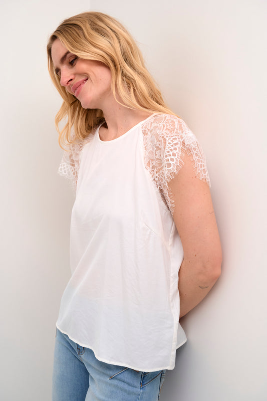 Noleen lace top in white