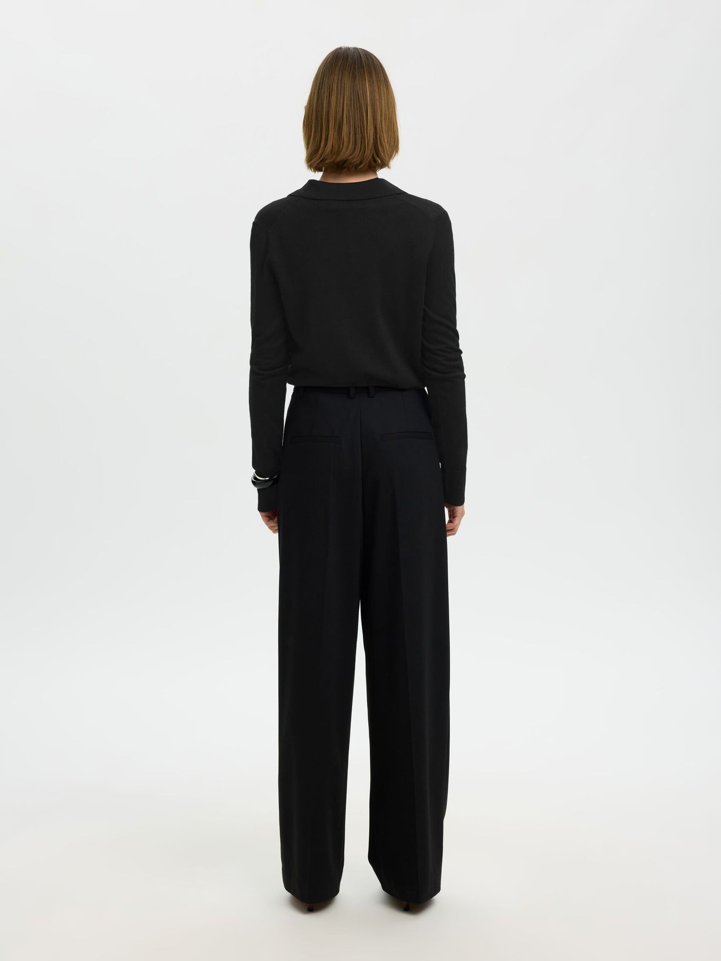 100% Merino black wool jumper