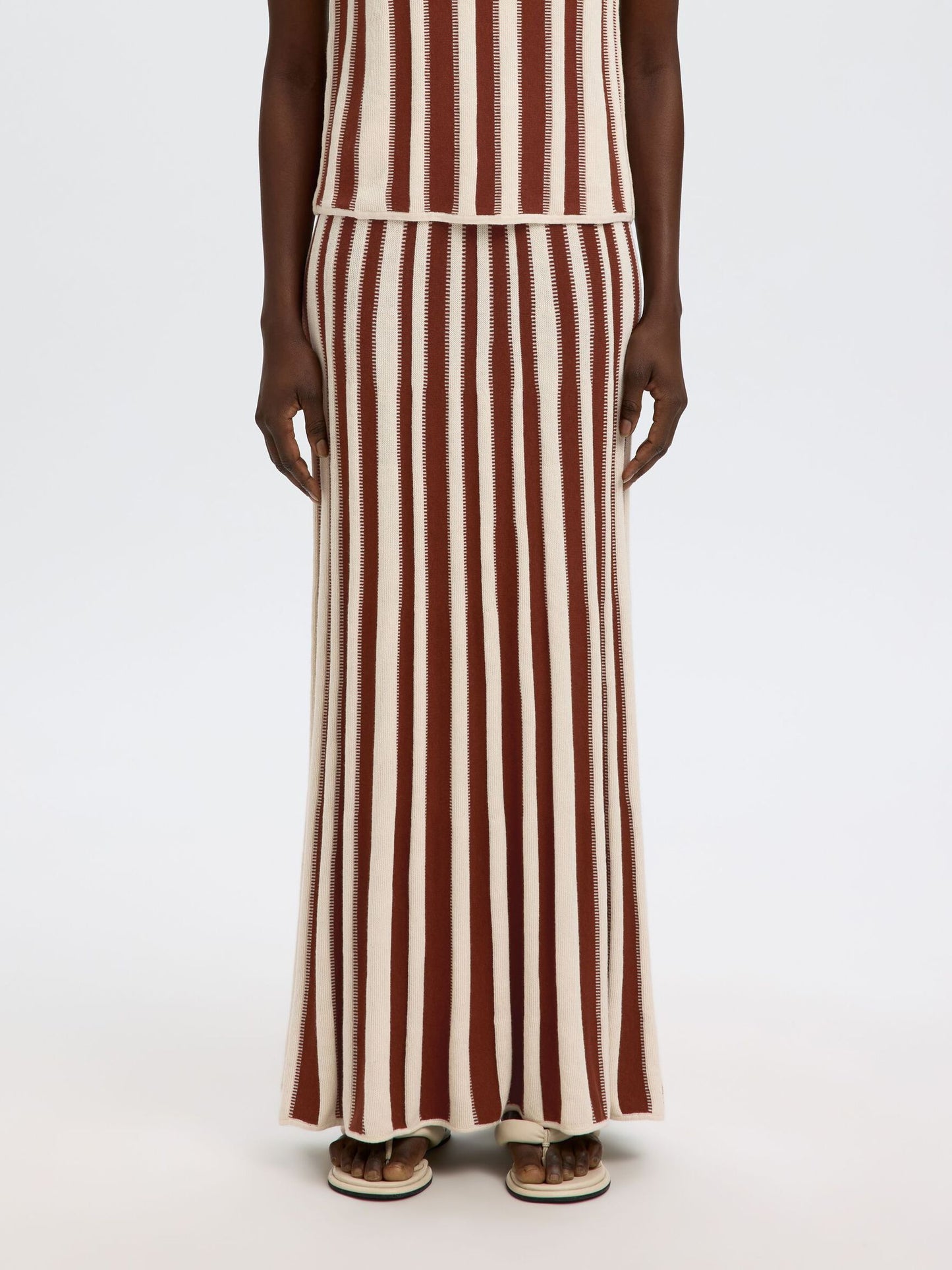 Cherry maxi knit skirt