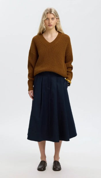 Selma v-neck jumper