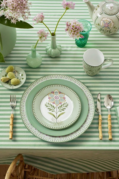 Plate Lily&Lotus Light Green 21cm by Pip Studio