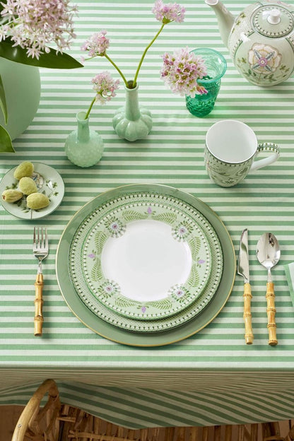 Plate Lily&Lotus Light Green 23cm by Pip Studio