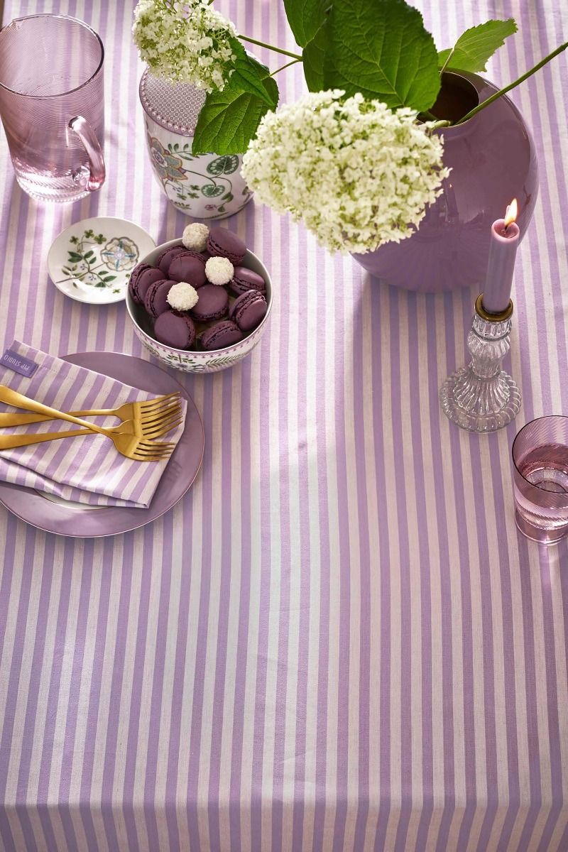 Lilac stripey table cloth 160cm x 250cm by Pip Studio
