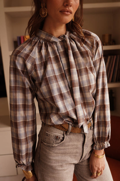 April blouse