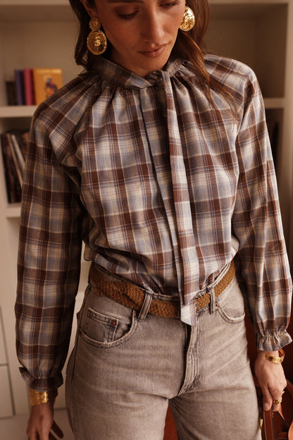 April blouse