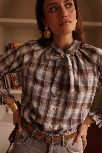 April blouse