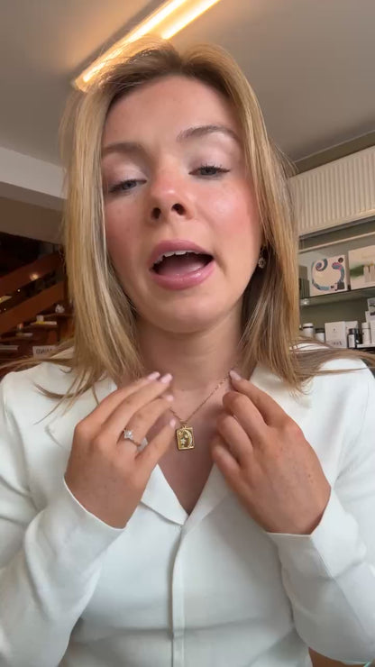 Gold rectangle necklace