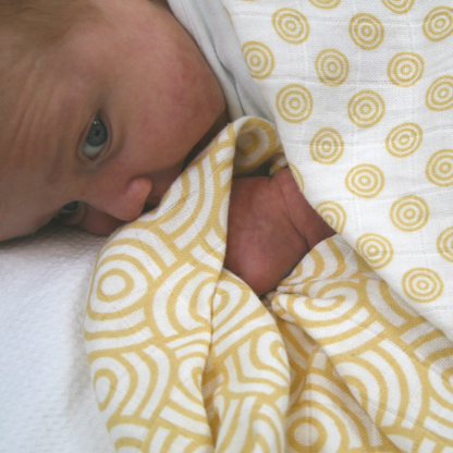 Muslinz 2 Pack Bamboo/Organic Cotton Muslin Swaddles 120x120cm – Gold Print